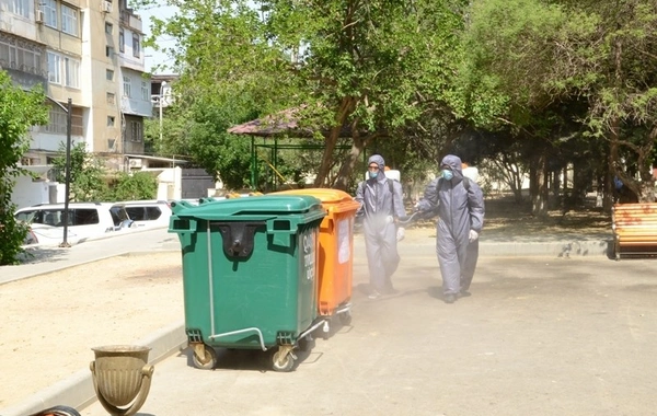Bakıda həyətlərə əlavə zibil konteynerləri qoyulub