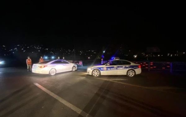 Bakıda sərt karantin rejiminin ilk gecəsi - FOTO