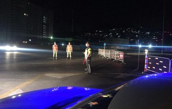 Bakıda sərt karantin rejiminin ilk gecəsi - FOTO