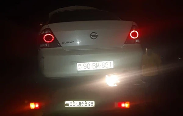 Bakıda avtomobil tunelin divarına çırpılıb, xəsarət alan var - FOTO
