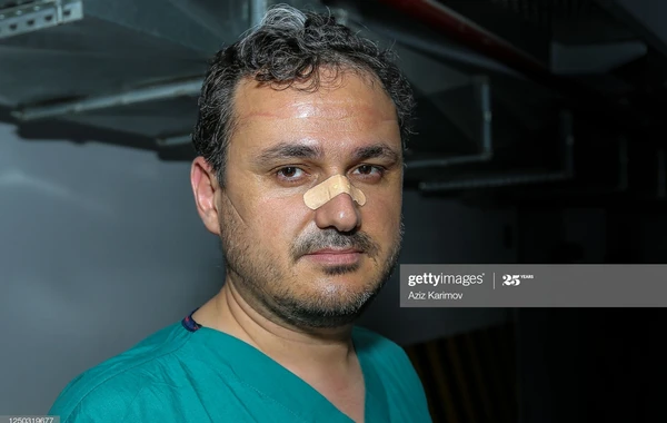 Azərbaycan həkimləri koronavirusla belə döyüşür - Ürəkağrıdan görüntülər - FOTO
