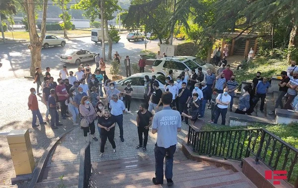 Azərbaycanın 178 vətəndaşının Gürcüstandan təxliyəsinə başlanıldı - FOTO
