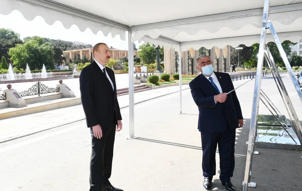 Ильхам Алиев на открытии наземного перехода в Баку - ФОТО