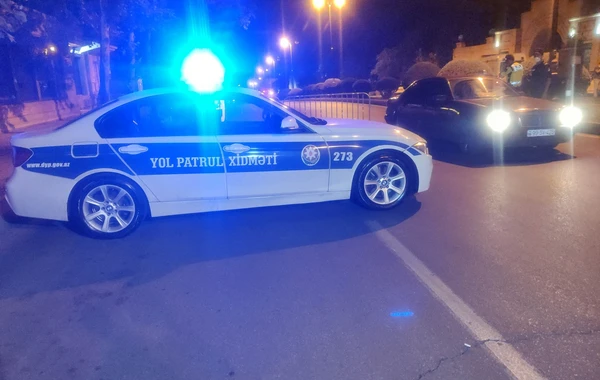 На постах полиции в Баку ведутся строгие проверки - ФОТО