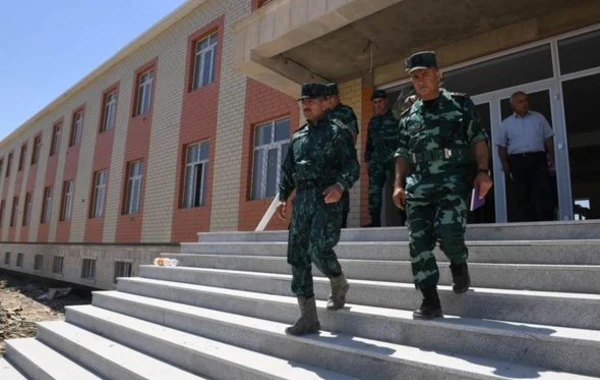 Elçin Quliyev Ermənistanla sərhəddə xidməti-döyüş fəaliyyətinin təşkilini yoxladı - FOTO