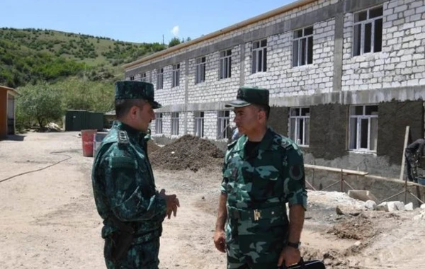 Elçin Quliyev Ermənistanla sərhəddə xidməti-döyüş fəaliyyətinin təşkilini yoxladı - FOTO