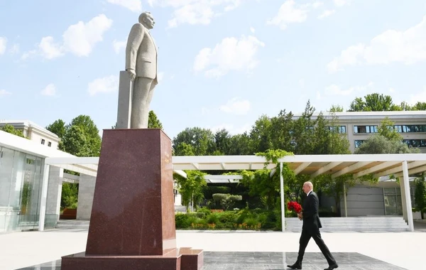 Президент Ильхам Алиев прибыл в Мингячевир - ФОТО