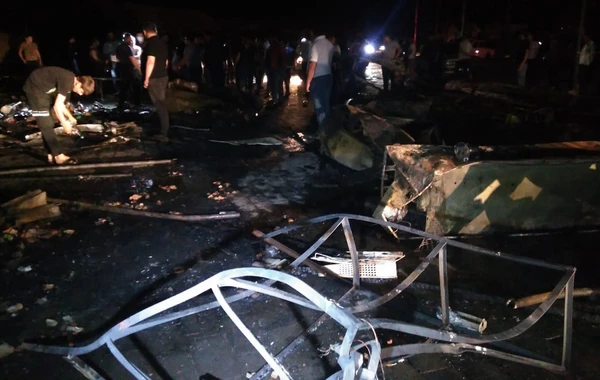 Şəmkirdə yanan bazar söndürülüb - VİDEO/FOTO (YENİLƏNİB)
