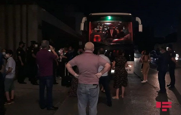 100-dən artıq Gürcüstan vətəndaşı Azərbaycandan təxliyə olunub - FOTO