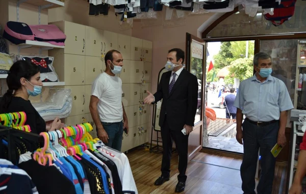 İsmayıllının dövlət strukturlarının rəhbərləri küçələrdə reyd keçirib - FOTO