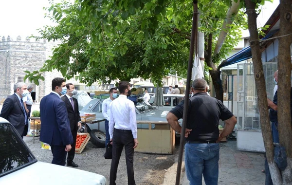 İsmayıllının dövlət strukturlarının rəhbərləri küçələrdə reyd keçirib - FOTO