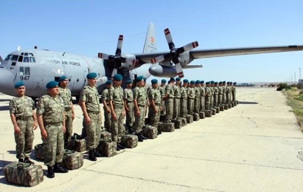 Əfqanıstandakı sülhməramlılarımızın bir qrupu Azərbaycana qayıdıb