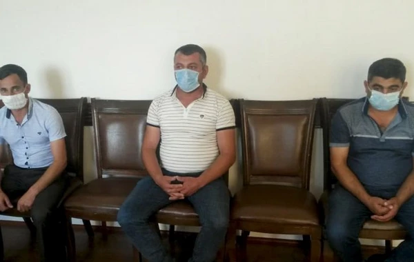 Balakəndə qonur ayının balalarını satmaq istəyən şəxslər tutulub - FOTO