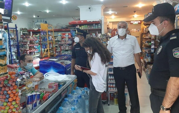 Bakı polisi reyd keçirir - FOTO