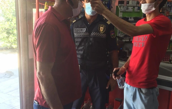 Bakı polisi reyd keçirir - FOTO