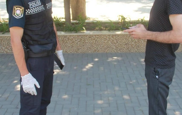 Bakı polisi reyd keçirir - FOTO