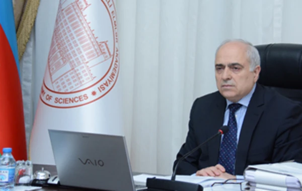 Fəxrəddin Qədirova “Əməkdar elm xadimi” fəxri adı verilib