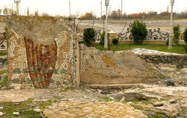 Ermənilərin Dağlıq Qarabağa köçürüldüyünü sübut edən abidə - FOTO