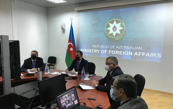 Nazir Ceyhun Bayramov Azərbaycanın xaricdəki diplomatik nümayəndəlik və konsulluqlarının rəhbərləri ilə görüşüb