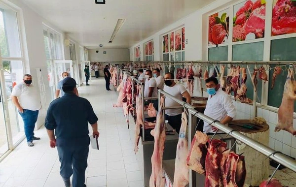 Marketdə maska taxmayanlar cərimələnib - FOTO