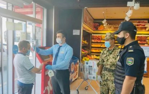Marketdə maska taxmayanlar cərimələnib - FOTO