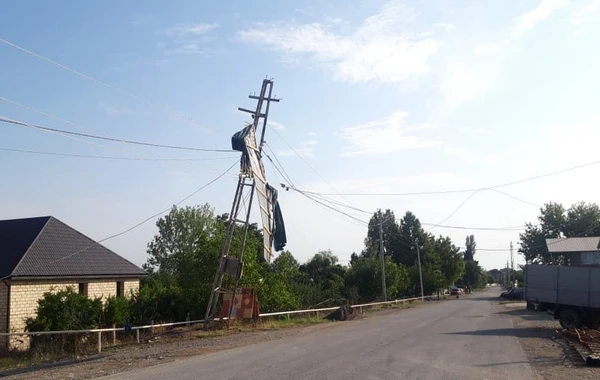 Şəmkirdə güclü külək 40 evə ziyan vurdu - FOTO