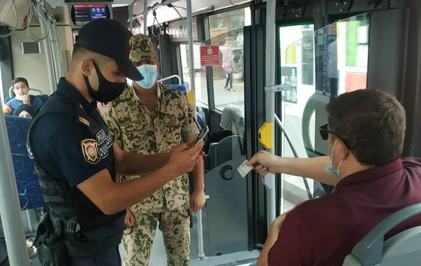 На улицах Баку полиция проводит контрольно-профилактические мероприятия - ФОТО