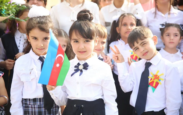 Dərslərin başlaması ilə bağlı YENİ XƏBƏR - İlk olaraq bu siniflər