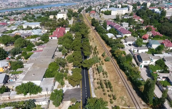 Suraxanıda 18 kilometr yol yenidən qurulur - FOTO