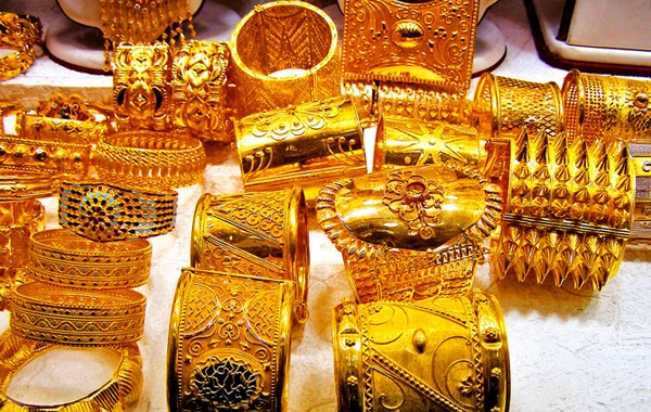 Bakının qızıl bazarı: Toy yox