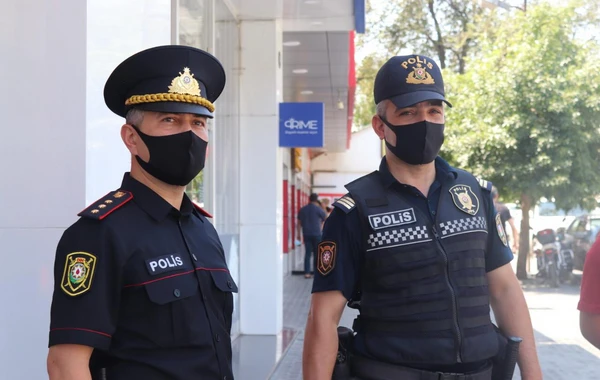 Bakı polisi reydlər keçirdi - FOTO