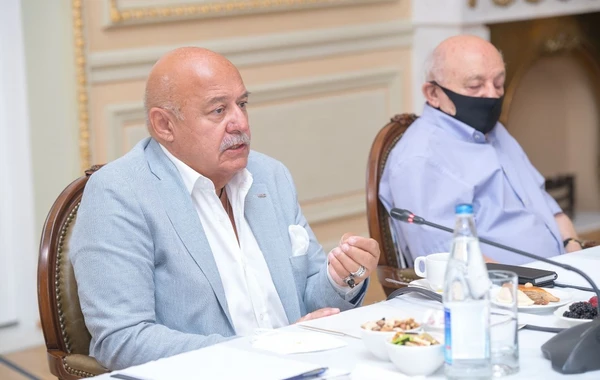 Bir qrup tanınmış mədəniyyət və incəsənət xadimi ilə görüş keçirilib - FOTO