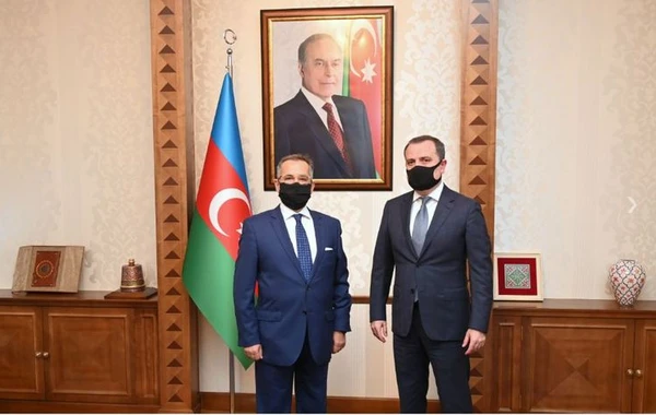 Ceyhun Bayramov Yunanıstanın Azərbaycana yeni təyin olunmuş səfiri ilə görüşüb