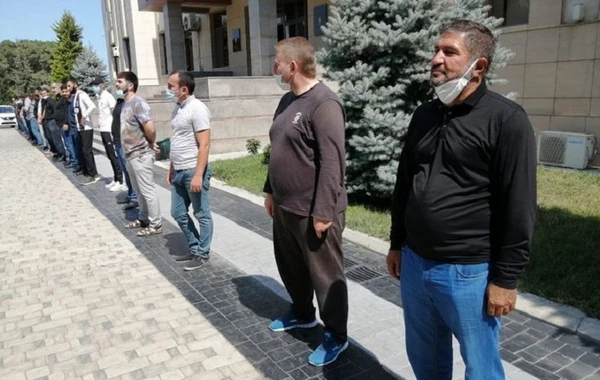 Ceyranbatan məscidinin axundu və 28 nəfər cərimələnib - FOTO