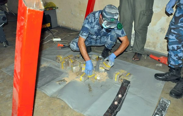 Azərbaycandan keçməklə Qazaxıstana 305 kq heroin aparılmasının qarşısı alınıb - FOTO