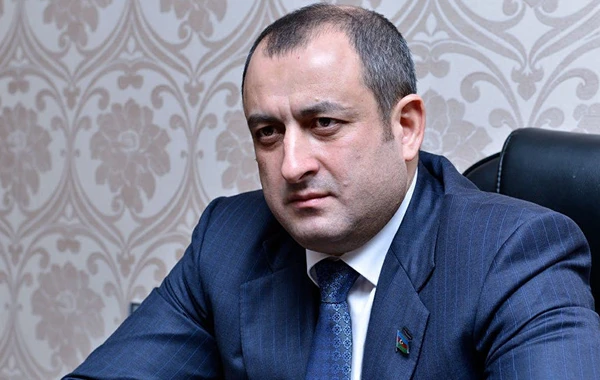 “Ramiz Mehdiyev niyə tövbə edir, bilirsiniz?” - Adil Əliyev