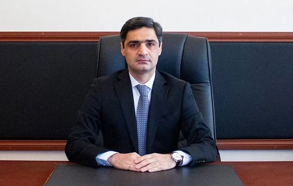 Mədəniyyət nazirinin sabiq müavini və sabiq xidmət rəisi məhkəməyə gətirilib