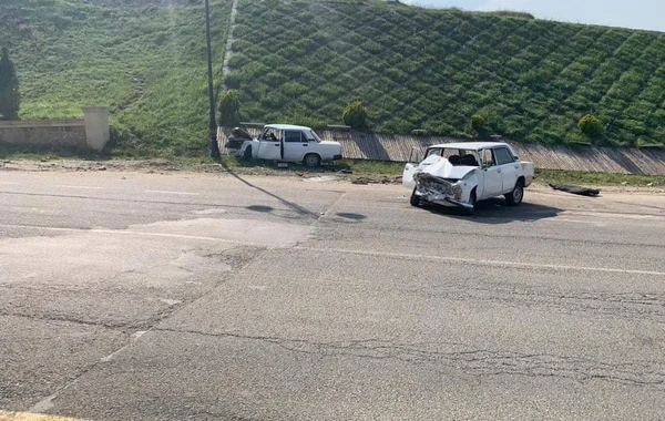 Azərbaycanda ağır qəza - 4 nəfər xəsarət aldı - FOTO