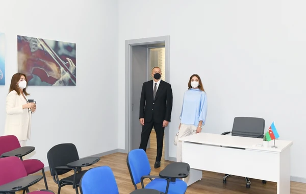 İlham Əliyev və Mehriban Əliyeva Bakıda açılışda