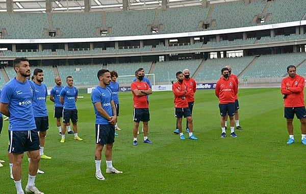 Rövnəq Abdullayev milli komanda ilə görüşüb - FOTO