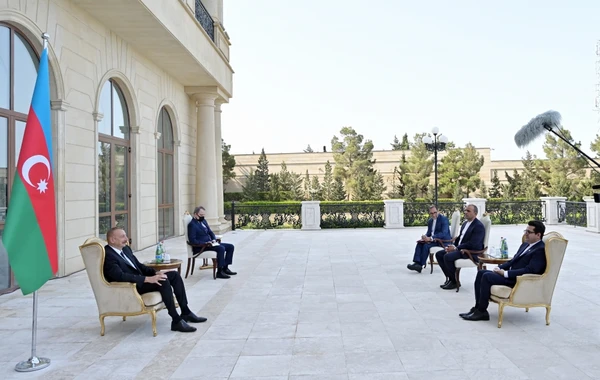 Prezident İranın Azərbaycanda yeni təyin olunmuş səfirinin etimadnaməsini qəbul edib (YENİLƏNİB)