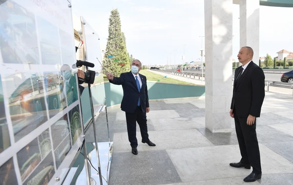 İlham Əliyev Bakıda yerüstü piyada keçidinin açılışında iştirak edib - YENİLƏNİB - FOTO