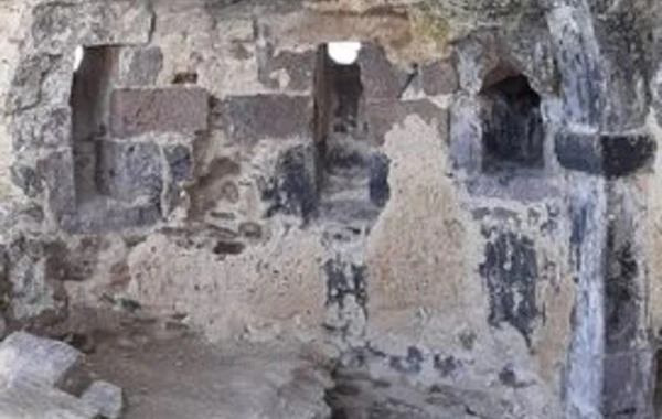 Azərbaycanda daha bir tarixi abidə dağılmaq üzrədir - FOTO
