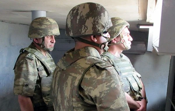 Prezidentin köməkçisi ön cəbhəyə getdi - FOTO