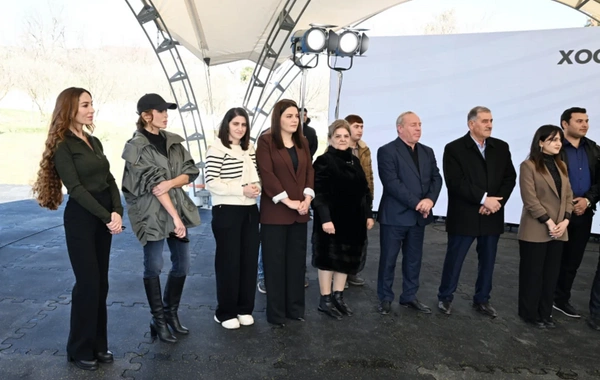 İlham Əliyev Xocavənd şəhər və Xocavənd kənd sakinləri ilə görüşüb