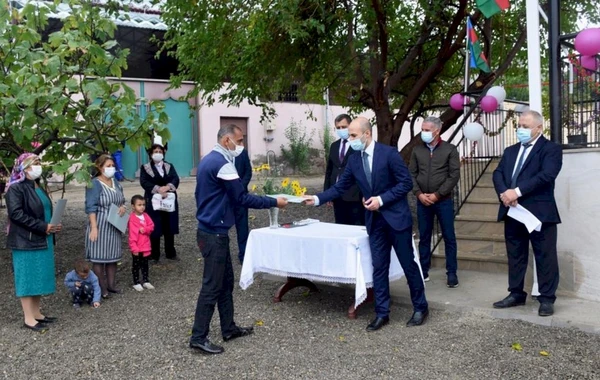 14 şəhid ailəsi və Qarabağ müharibəsi əlili evlə təmin olundu - FOTO