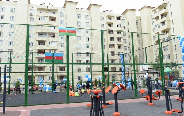 Bakıda 3 min insanın yaşadığı həyət dəyişdi - FOTO