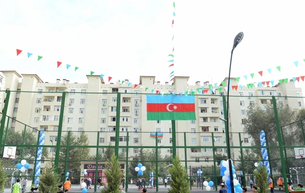 Bakıda 3 min insanın yaşadığı həyət dəyişdi - FOTO