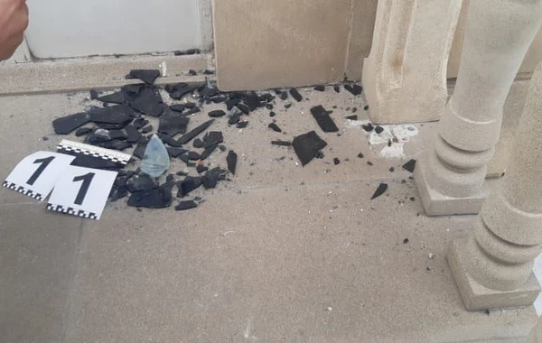 Düşmən tərəfindən atılan mərmilərdən biri Tərtərdə Polis Şöbəsinin həyətinə düşüb - FOTO
