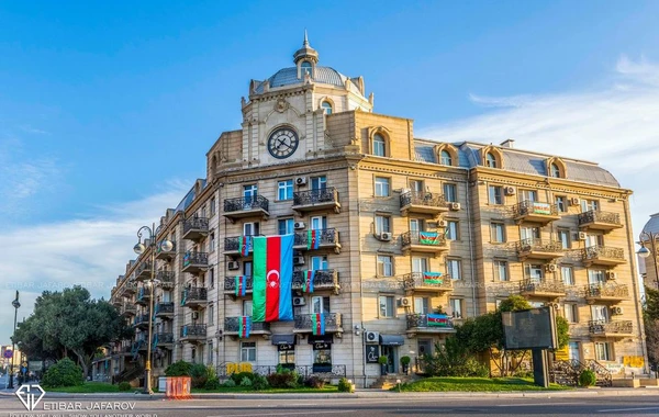 Bakı bayrağa büründü - FOTO